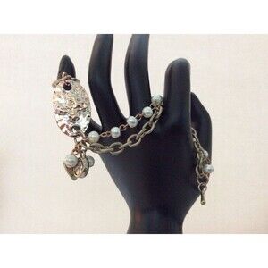 Charm Faux Pearl and Chain Bracelet